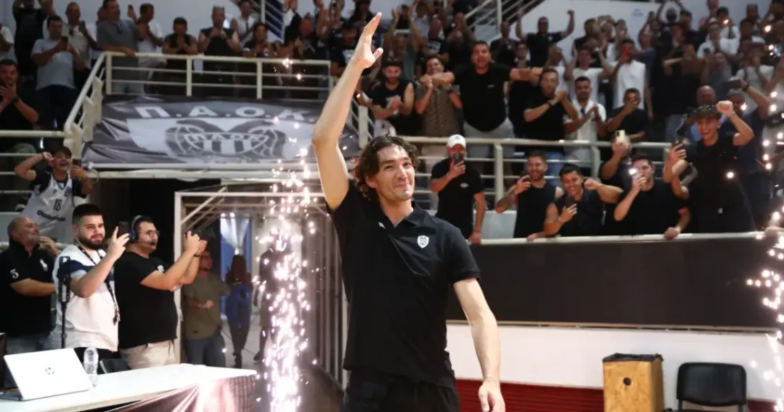 ΠΑΟΚ: Αποθέωση για τον Τσέντι Όσμαν